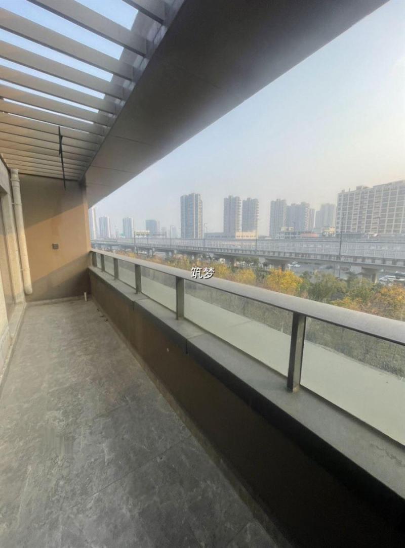 筑梦房地产经纪 连接家的桥梁，成就安居梦想